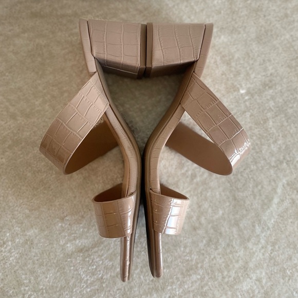New Nude Slip On Heel Sandals - Picture 5 of 8